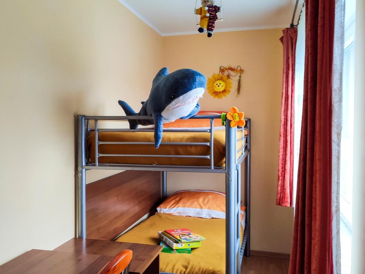 Pokoje Goscinne Jolka Łeba Exterior foto